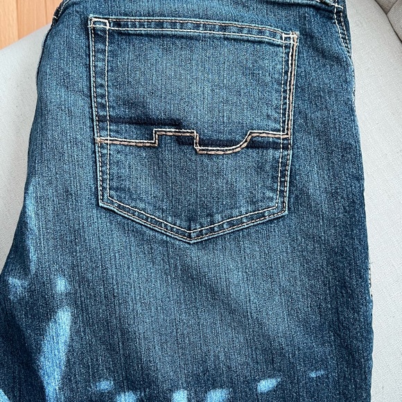 Ariat Jeans - relaxed straight leg - Picture 1 of 3